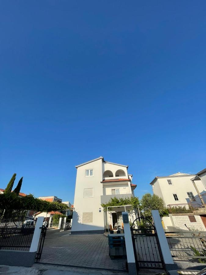 Apartments Antea ロゴズニッツァ エクステリア 写真