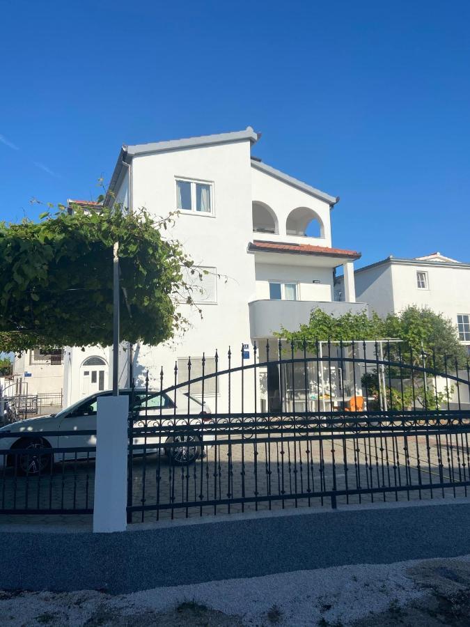 Apartments Antea ロゴズニッツァ エクステリア 写真